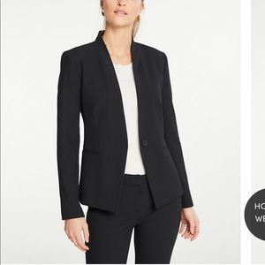 AT Suit-Cutaway Blazer & Ankle Pant In Bi-Stretch